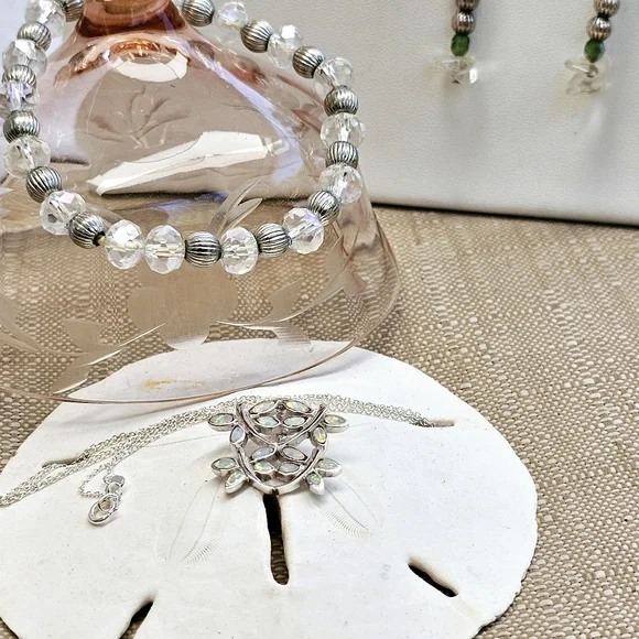 SET! ALL 925 Dragonfly Necklace with 925 Bead Bracelet and 925 Earrings SET! - Picture 8 of 16